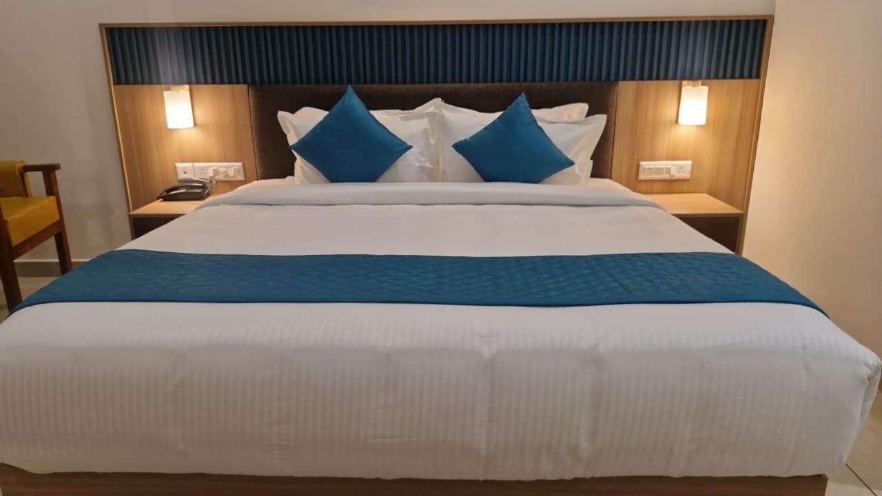 Viraj Retreat Otel Mundrothuruth Dış mekan fotoğraf
