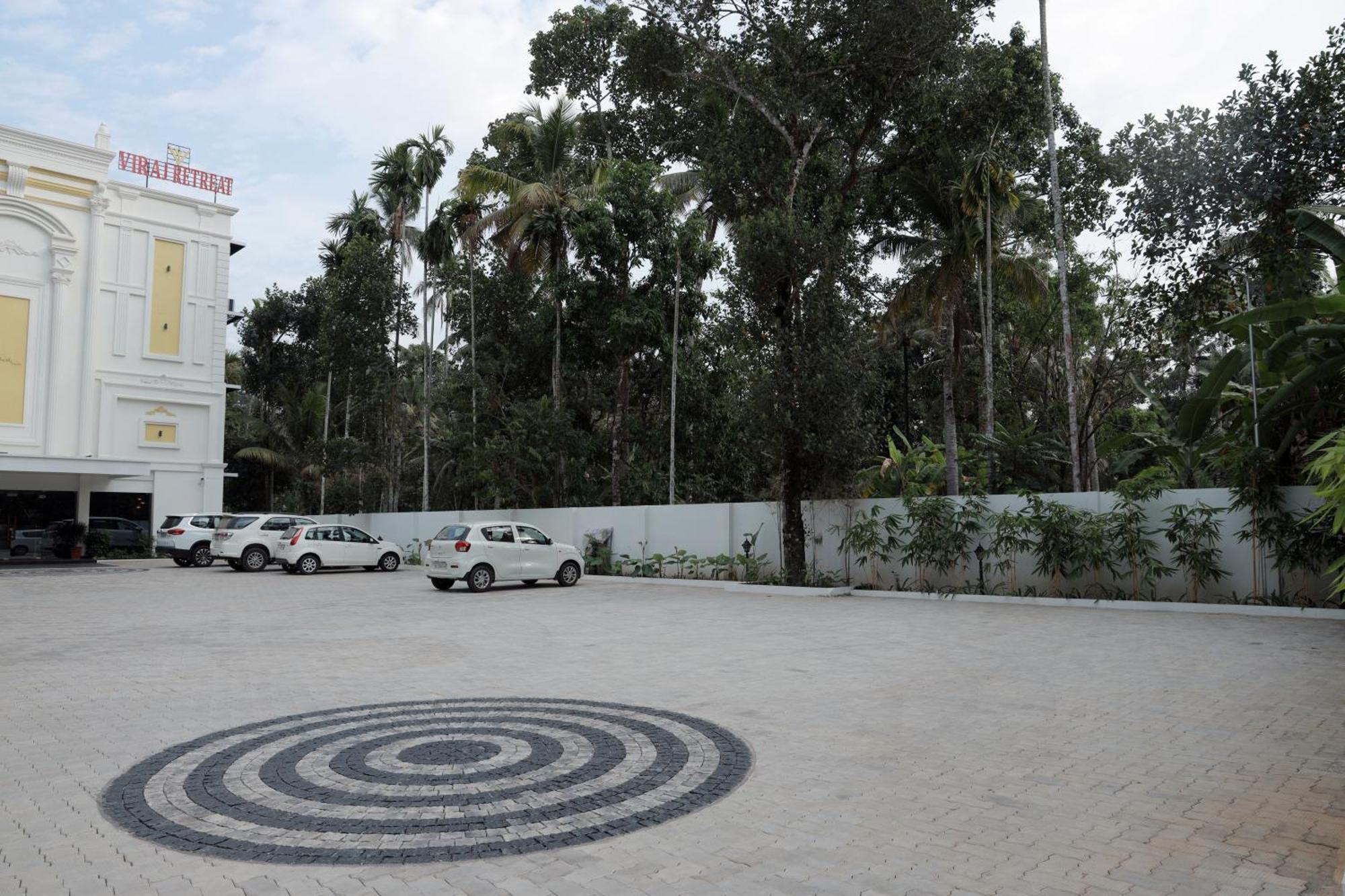 Viraj Retreat Otel Mundrothuruth Dış mekan fotoğraf