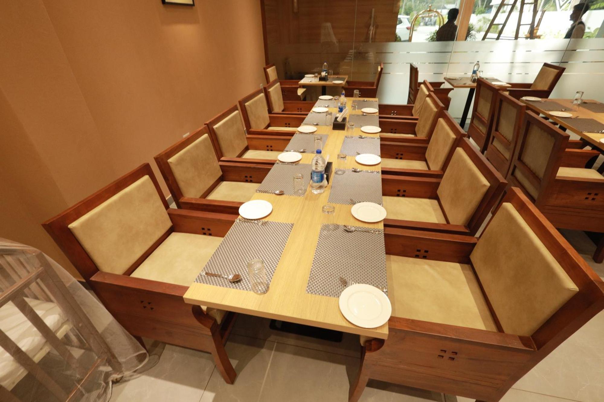Viraj Retreat Otel Mundrothuruth Dış mekan fotoğraf