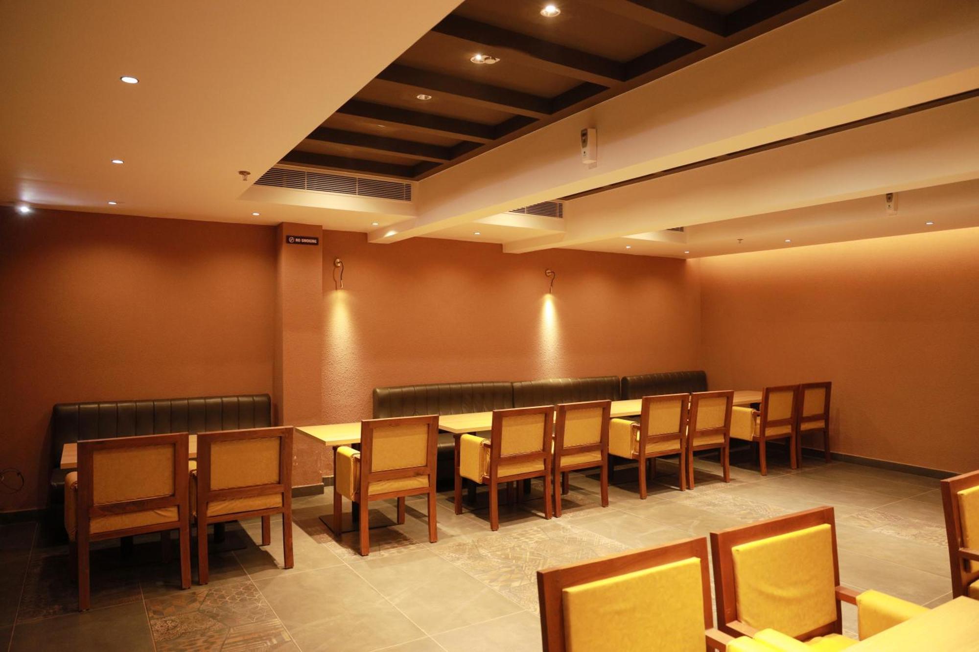 Viraj Retreat Otel Mundrothuruth Dış mekan fotoğraf