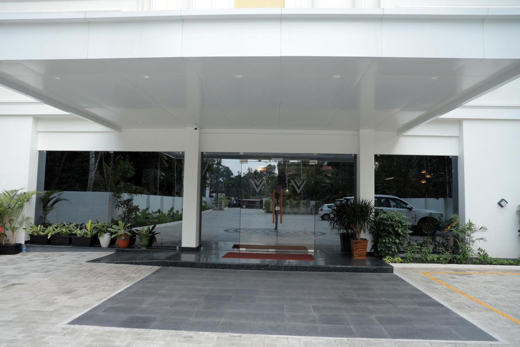 Viraj Retreat Otel Mundrothuruth Dış mekan fotoğraf